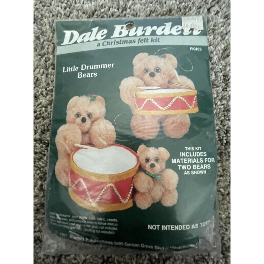 VTG Dale Burdett Christmas Felt Kit No. FK453 Bear Drums Christmas 1987